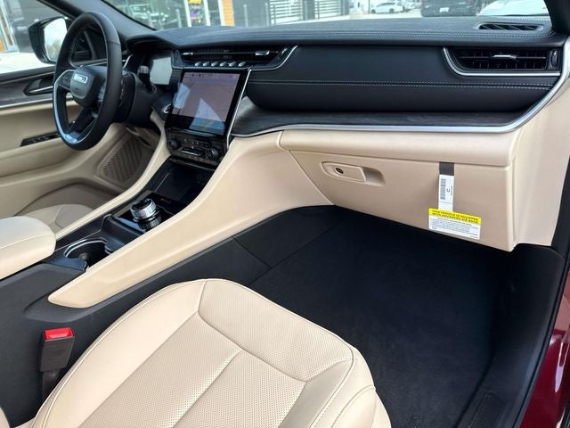 2025 Jeep Grand Cherokee GRAND CHEROKEE L LIMITED 4X2