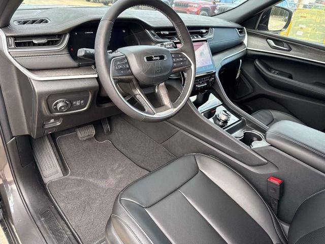 2025 Jeep Grand Cherokee GRAND CHEROKEE L LIMITED 4X2