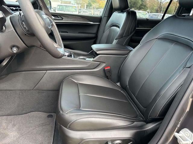 2025 Jeep Grand Cherokee GRAND CHEROKEE L LIMITED 4X2