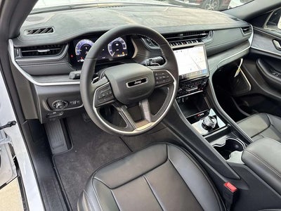 2025 Jeep Grand Cherokee GRAND CHEROKEE L LIMITED 4X2