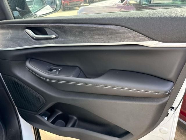 2025 Jeep Grand Cherokee GRAND CHEROKEE L LIMITED 4X2