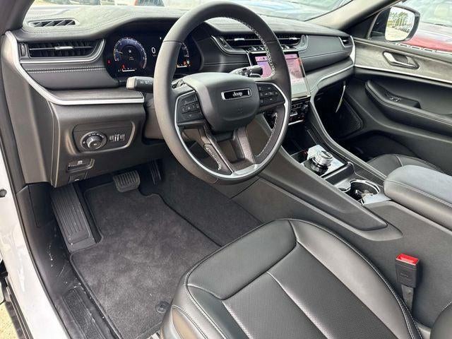 2025 Jeep Grand Cherokee GRAND CHEROKEE L LIMITED 4X2