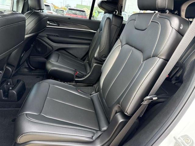 2025 Jeep Grand Cherokee GRAND CHEROKEE L LIMITED 4X2