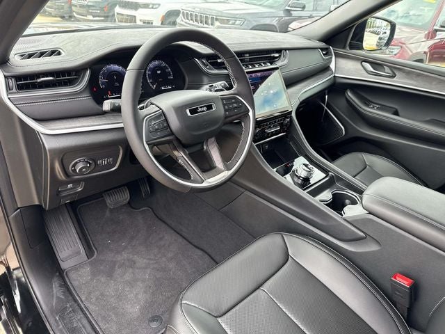 2025 Jeep Grand Cherokee GRAND CHEROKEE L LIMITED 4X2