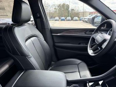 2025 Jeep Grand Cherokee GRAND CHEROKEE L LIMITED 4X2