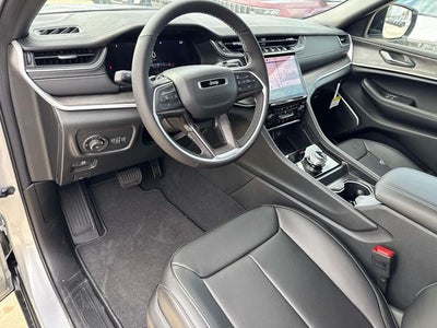 2025 Jeep Grand Cherokee GRAND CHEROKEE L LIMITED 4X2