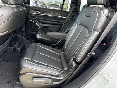 2025 Jeep Grand Cherokee GRAND CHEROKEE L LIMITED 4X2