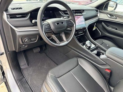 2025 Jeep Grand Cherokee GRAND CHEROKEE L LIMITED 4X2