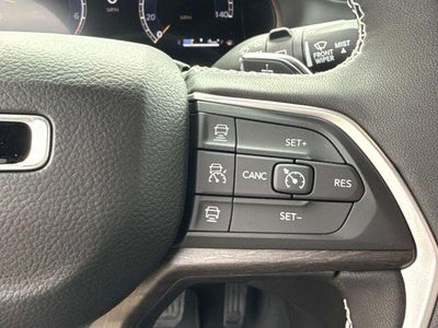 2025 Jeep Grand Cherokee GRAND CHEROKEE L LIMITED 4X2