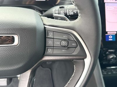 2025 Jeep Grand Cherokee GRAND CHEROKEE L LIMITED 4X2