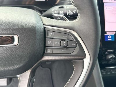 2025 Jeep Grand Cherokee GRAND CHEROKEE L LIMITED 4X2