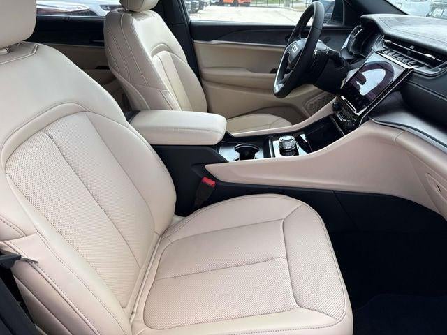 2025 Jeep Grand Cherokee GRAND CHEROKEE L LIMITED 4X2