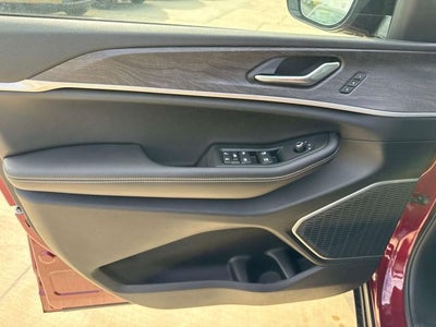 2025 Jeep Grand Cherokee GRAND CHEROKEE L LIMITED 4X2