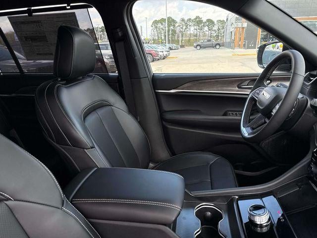 2025 Jeep Grand Cherokee GRAND CHEROKEE L LIMITED 4X2