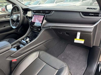 2025 Jeep Grand Cherokee GRAND CHEROKEE L LIMITED 4X2