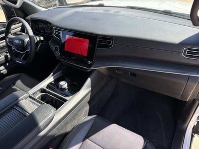 2024 Jeep Wagoneer L Series II 4x2