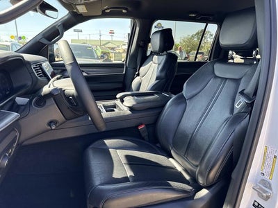 2024 Jeep Wagoneer L Series II 4x2