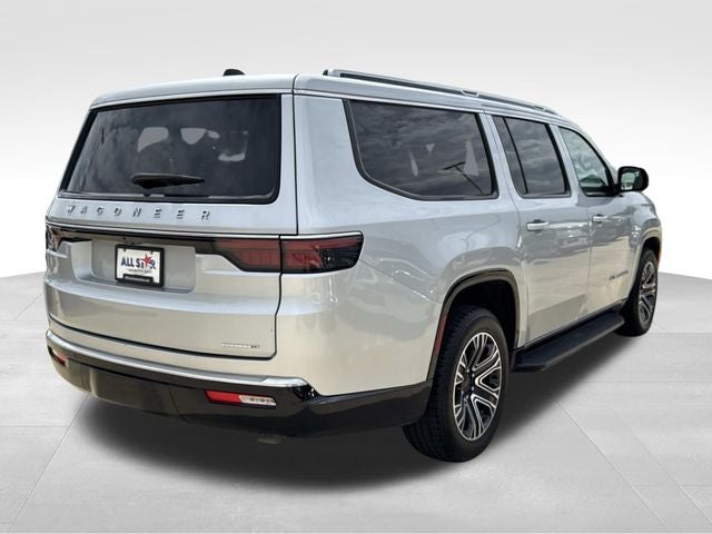 2024 Jeep Wagoneer L Series II 4x2