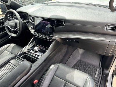 2024 Jeep Wagoneer L Series II 4x2