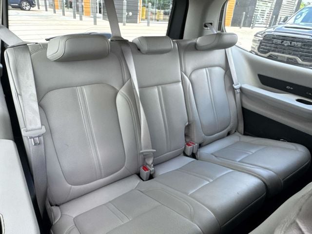 2024 Jeep Wagoneer Series II 4x2