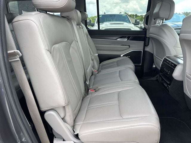 2024 Jeep Wagoneer Series II 4x2