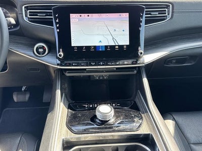 2024 Jeep Wagoneer Series II 4x2