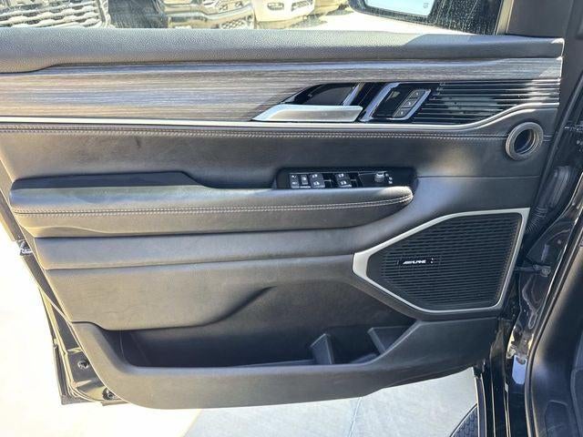 2024 Jeep Wagoneer Series II 4x2