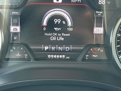 2022 RAM 1500 Laramie Crew Cab 4x2 5'7' Box