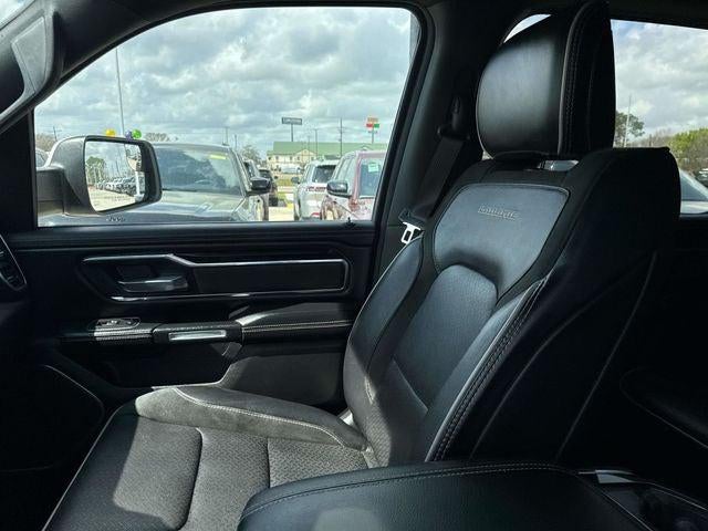 2022 RAM 1500 Laramie Crew Cab 4x2 5'7' Box