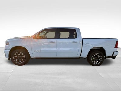 2026 RAM Ram 1500 RAM 1500 LARAMIE CREW CAB 4X2 5'7' BOX