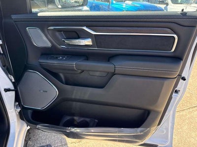 2026 RAM Ram 1500 RAM 1500 LARAMIE CREW CAB 4X2 5'7' BOX