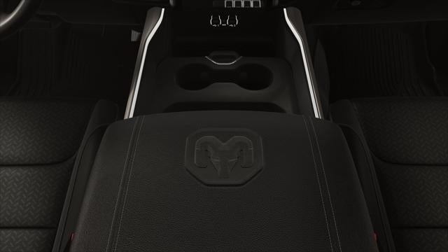 2026 RAM Ram 1500 RAM 1500 LARAMIE CREW CAB 4X2 5'7' BOX