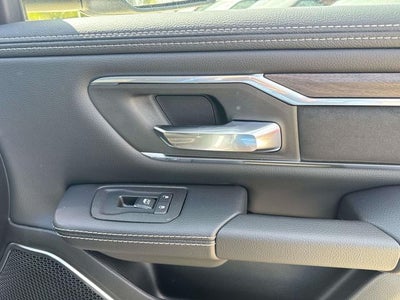 2026 RAM Ram 1500 RAM 1500 LARAMIE CREW CAB 4X2 5'7' BOX