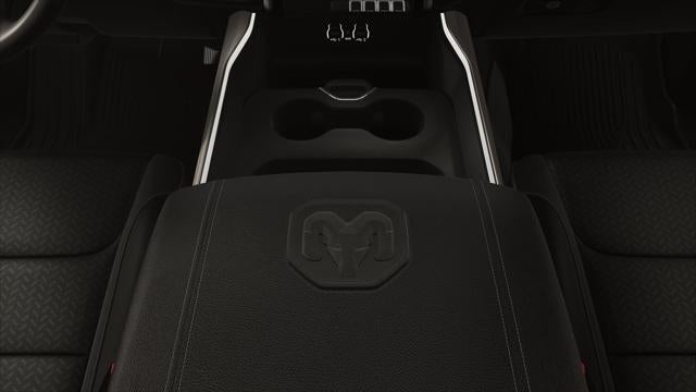 2026 RAM Ram 1500 RAM 1500 LARAMIE CREW CAB 4X2 5'7' BOX