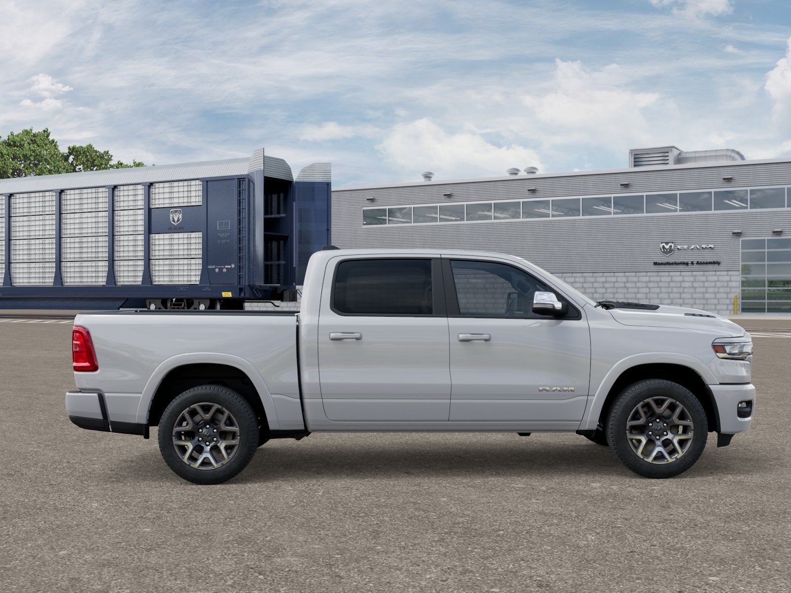 2026 RAM Ram 1500 RAM 1500 LARAMIE CREW CAB 4X2 5'7' BOX