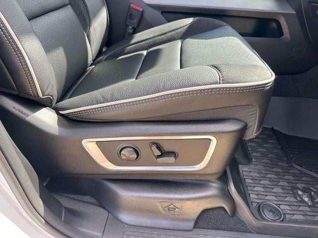 2026 RAM Ram 1500 RAM 1500 LARAMIE CREW CAB 4X2 5'7' BOX