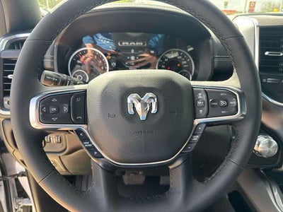 2026 RAM Ram 1500 RAM 1500 LARAMIE CREW CAB 4X2 5'7' BOX