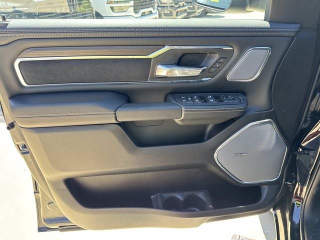 2026 RAM Ram 1500 RAM 1500 LARAMIE CREW CAB 4X2 5'7' BOX