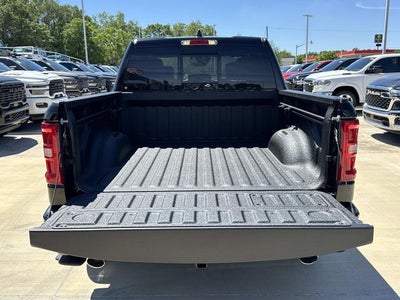 2026 RAM Ram 1500 RAM 1500 LARAMIE CREW CAB 4X2 5'7' BOX