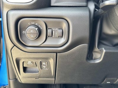 2026 RAM Ram 1500 RAM 1500 LARAMIE CREW CAB 4X2 5'7' BOX