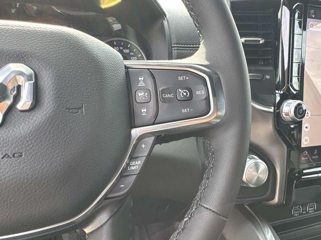 2026 RAM Ram 1500 RAM 1500 LARAMIE CREW CAB 4X2 5'7' BOX