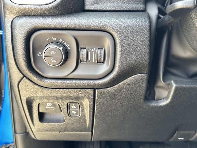 2026 RAM Ram 1500 RAM 1500 LARAMIE CREW CAB 4X2 5'7' BOX