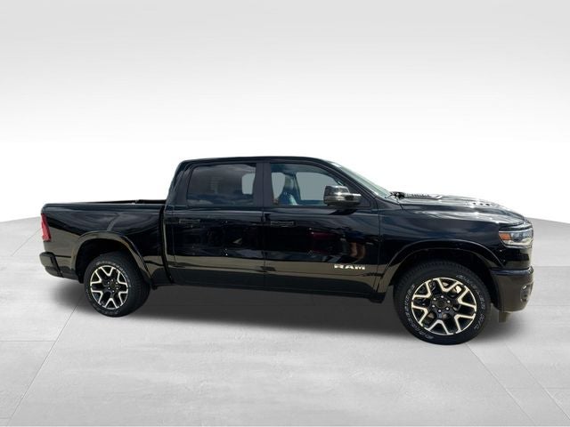 2026 RAM Ram 1500 RAM 1500 LARAMIE CREW CAB 4X2 5'7' BOX