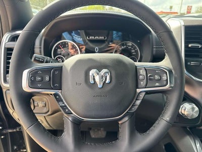 2026 RAM Ram 1500 RAM 1500 LARAMIE CREW CAB 4X2 5'7' BOX