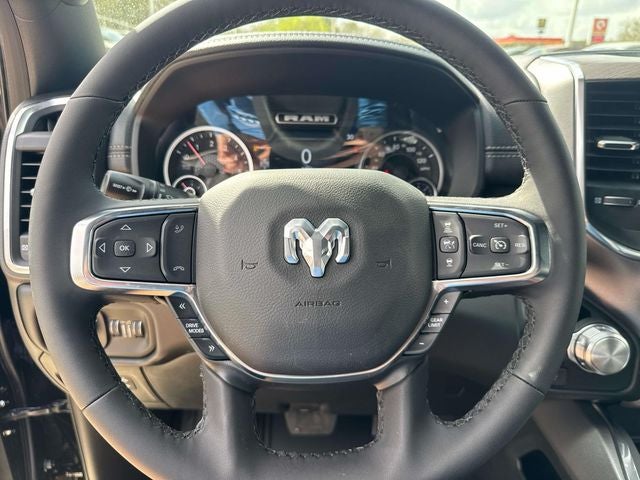 2026 RAM Ram 1500 RAM 1500 LARAMIE CREW CAB 4X2 5'7' BOX