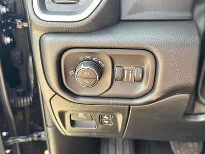 2026 RAM Ram 1500 RAM 1500 LARAMIE CREW CAB 4X2 5'7' BOX