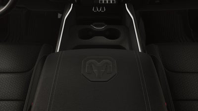 2026 RAM Ram 1500 RAM 1500 LARAMIE CREW CAB 4X2 5'7' BOX