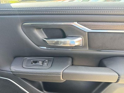 2026 RAM Ram 1500 RAM 1500 LARAMIE CREW CAB 4X2 5'7' BOX