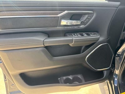 2026 RAM Ram 1500 RAM 1500 LARAMIE CREW CAB 4X2 5'7' BOX