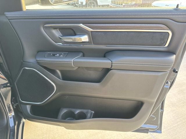 2026 RAM Ram 1500 RAM 1500 LARAMIE CREW CAB 4X2 5'7' BOX